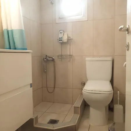 Apartment Cosy Penthouse -up To 6 Guests- In The Centre! Thessaloniki